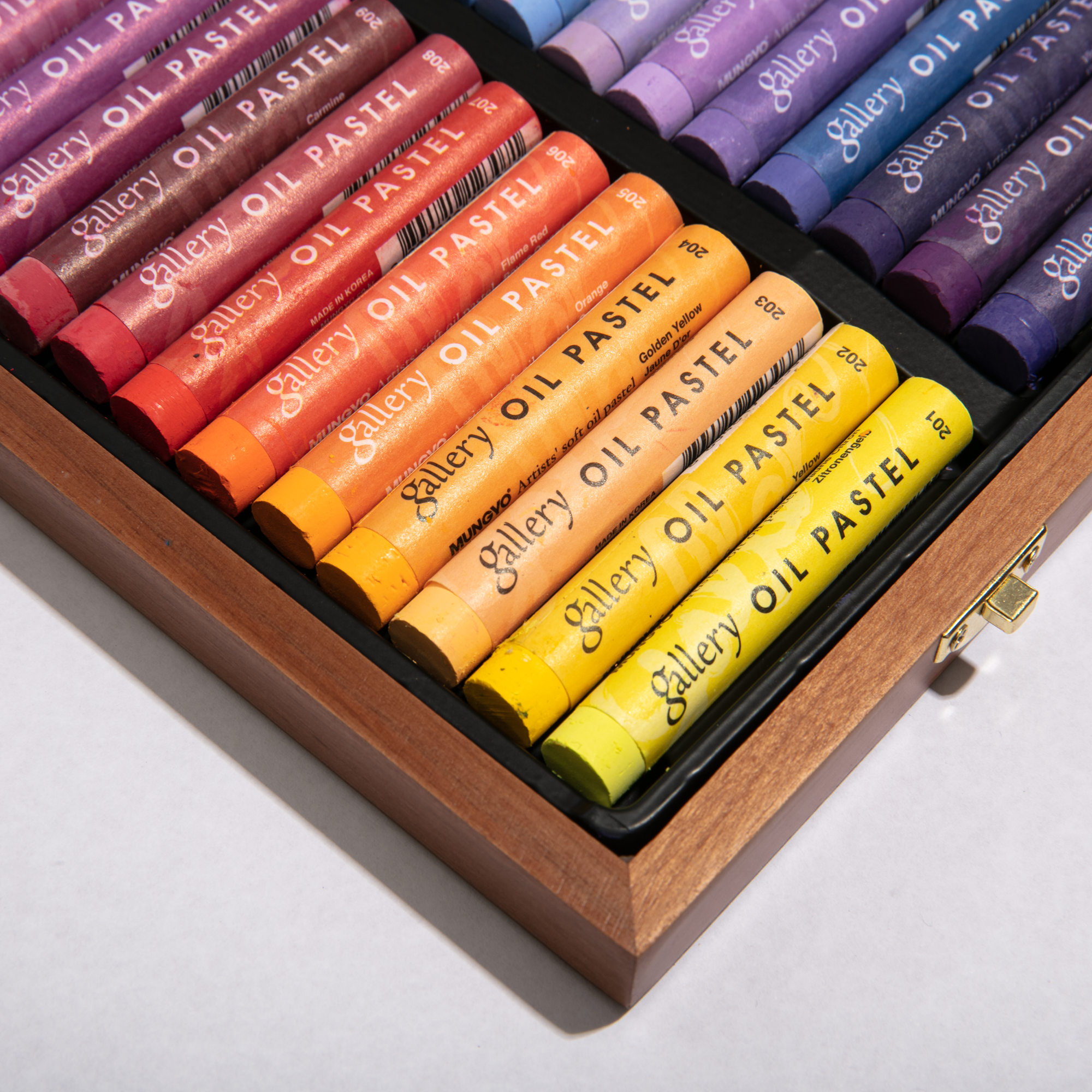 The Mungyo Gallery Artists' Soft Oil Pastel Set of 72 in Wooden