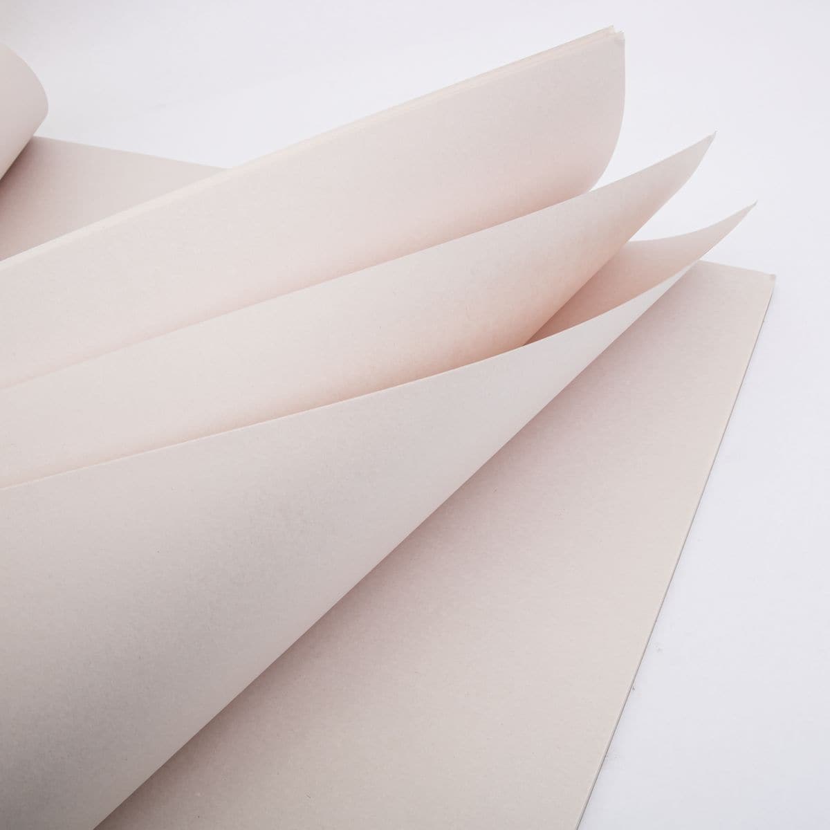 Strathmore Smooth Newsprint Paper Pad 18X24 - 50 Sheets 956 Get the Look  and the Price